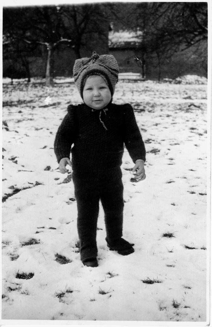 Hanulka: daugther of Sophie's friend Marisha