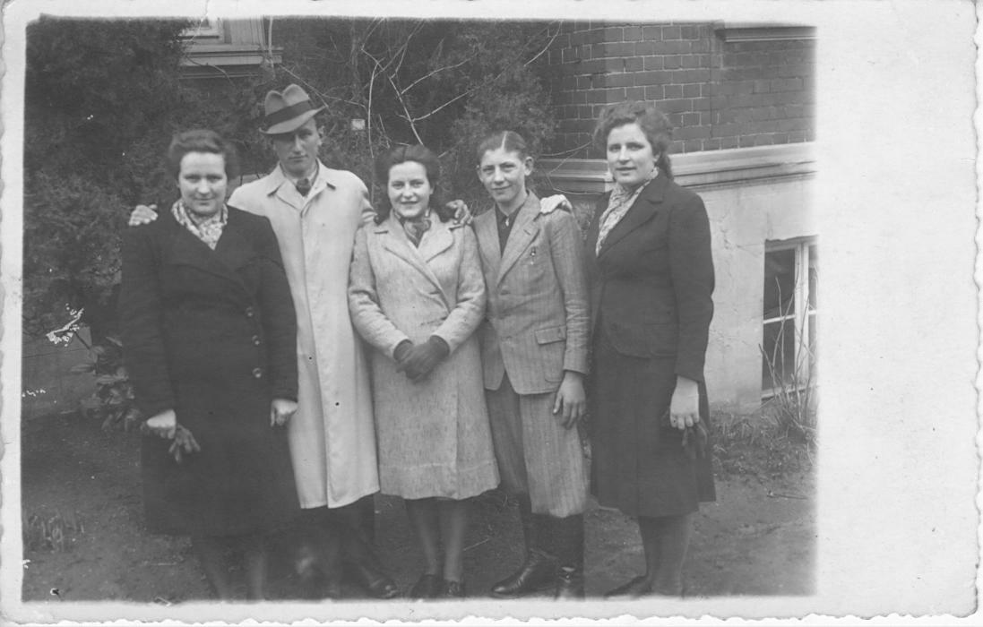 Group photo of various of Sophie's family and friends
