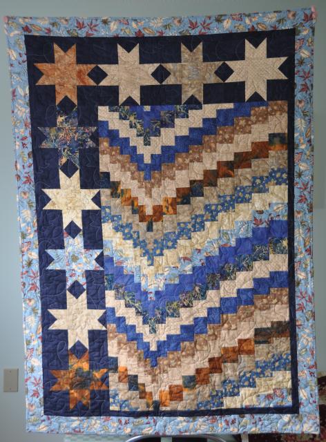 The finished Friendship Stars quilt.