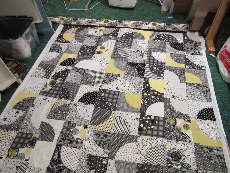 A photo of one our attempt to sort out the innor and outer borders.